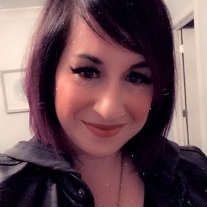 Meet your Posher, Gina